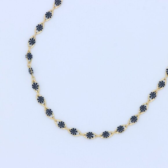 "Minimalist Necklace – Timeless, Elegant Jewelry for Her, MAR091270 - Picture 2 of 10